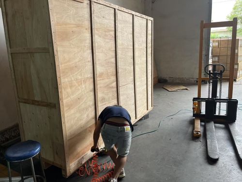 ข่าวบริษัทล่าสุดเกี่ยวกับ เครื่องพัสดุพัสดุที่พับได้พร้อมสําหรับการส่ง